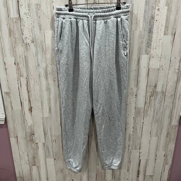 Fabletics Gray Sweatpants Joggers Pockets Gym Lounge Womens Small - Picture 1 of 6